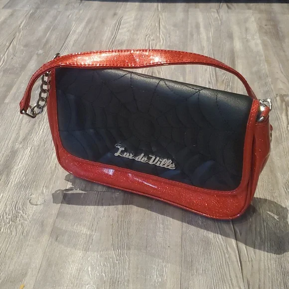 Lux de Ville Spider Web Red and Black Crossbody Bag - Picture 7 of 12